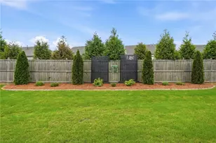 539 Edgewater Dr, Canton, GA 30115 - Photo 68