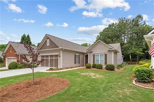 6413 Monarch Ct, Hoschton, GA 30548 - Photo 2
