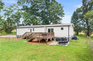 4046 Holly Springs Rd, Gillsville, GA 30543 - Photo 46