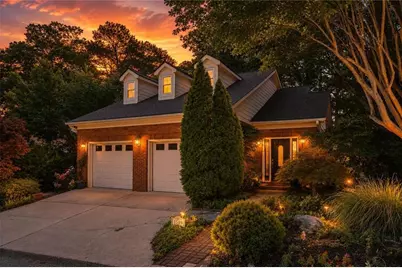 1509 Sheridan Walk NE, Atlanta, GA 30324 - Photo 2