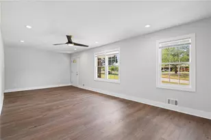 635 Birchwood Ln, Marietta, GA 30060 - Photo 8