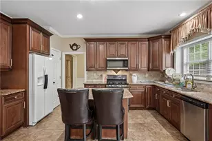 2731 Spindletop Ln NW, Kennesaw, GA 30144 - Photo 18