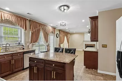 2731 Spindletop Lane NW, Kennesaw, GA 30144 - Photo 16