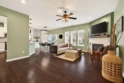 222 Holden Way, Woodstock, GA 30189 - Photo 6