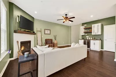 222 Holden Way, Woodstock, GA 30189 - Photo 8