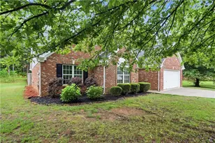 65 Williams Ct, Hoschton, GA 30548 - Photo 8