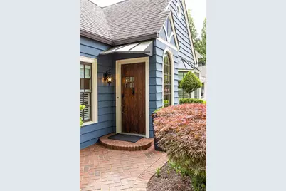 2639 Acorn Avenue NE, Atlanta, GA 30305 - Photo 2