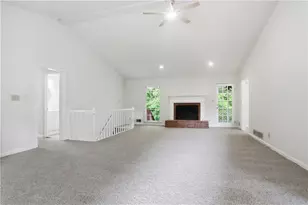 265 Merrydale Dr, Fayetteville, GA 30215 - Photo 4