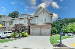 5510 Bright Cross Wy, Suwanee, GA 30024 - Photo 2
