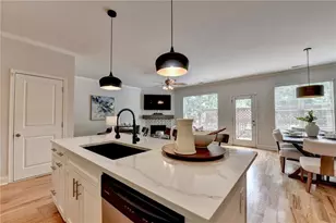 5510 Bright Cross Wy, Suwanee, GA 30024 - Photo 8