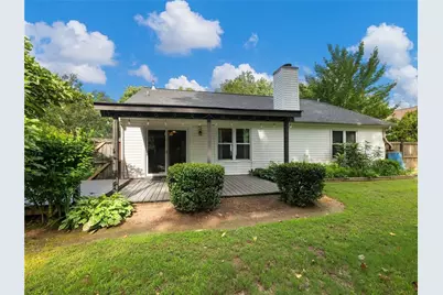 7019 Valley Forge Drive, Flowery Branch, GA 30542 - Photo 16