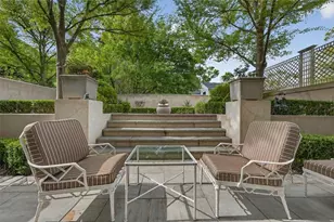 2288 Peachtree Rd NW, Atlanta, GA 30309 - Photo 30