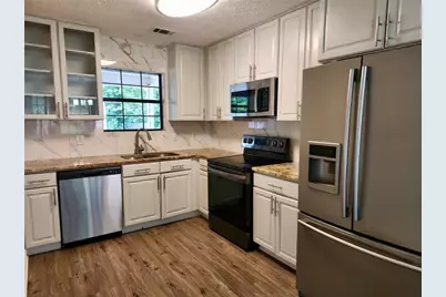 1367 Fairview Trail, Lawrenceville, GA 30043 - Photo 2
