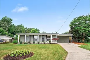 1801 Lochlomand Ln SE, Smyrna, GA 30080 - Photo 2