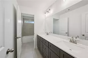 3135 Stonegate Dr SW, Atlanta, GA 30331 - Photo 10