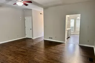 2290 Fairways Ct, Kennesaw, GA 30144 - Photo 8