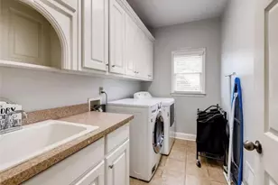 2852 Summer Branch Ln, Buford, GA 30519 - Photo 54