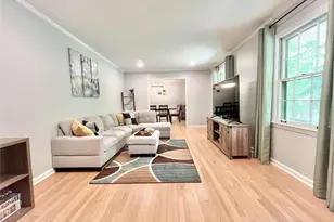 3154 Barkside Ct, Atlanta, GA 30341 - Photo 4