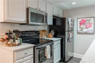 6900 Roswell Rd, Sandy Springs, GA 30328 - Photo 22
