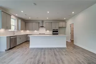 4041 Adler Cir, Buford, GA 30519 - Photo 8