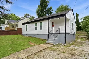2719 Blount St, East Point, GA 30344 - Photo 2
