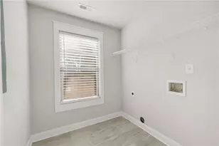 2439 Muirfield Pl, College Park, GA 30337 - Photo 32