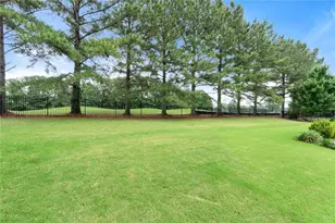 2379 Tayside Crossing SW, Kennesaw, GA 30152 - Photo 4