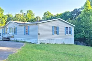 7053 Westwood Ln, Acworth, GA 30102 - Photo 2