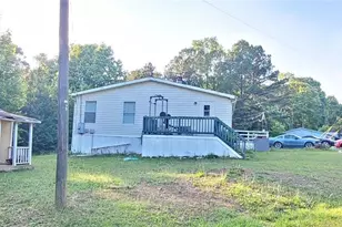 7053 Westwood Ln, Acworth, GA 30102 - Photo 4
