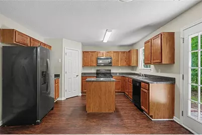 129 Kentwood Springs Drive, Hampton, GA 30228 - Photo 8