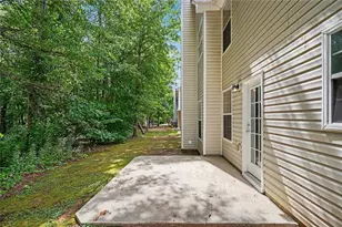 129 Kentwood Springs Dr, Hampton, GA 30228 - Photo 36