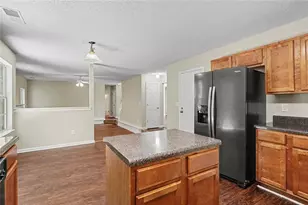 129 Kentwood Springs Dr, Hampton, GA 30228 - Photo 26