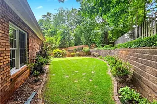 2340 Stockton Walk Ln, Snellville, GA 30078 - Photo 28