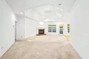 2340 Stockton Walk Ln, Snellville, GA 30078 - Photo 6