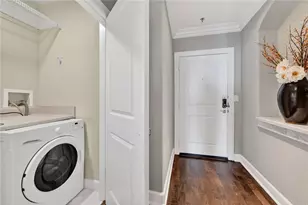 3445 Stratford Rd NE, Atlanta, GA 30326 - Photo 16