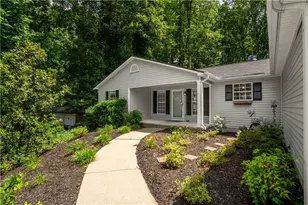 4340 Oak Creek Dr, Gainesville, GA 30506 - Photo 2