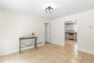 4340 Oak Creek Dr, Gainesville, GA 30506 - Photo 10