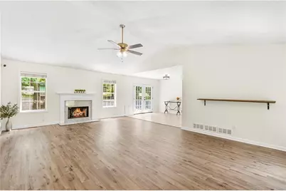 4340 Oak Creek Drive, Gainesville, GA 30506 - Photo 6
