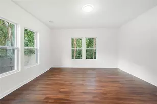 1721 Hortense Pl NW, Atlanta, GA 30318 - Photo 14