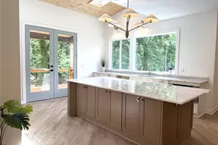 1202 Thomas Rd, Decatur, GA 30030 - Photo 12