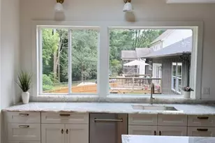 1202 Thomas Rd, Decatur, GA 30030 - Photo 20