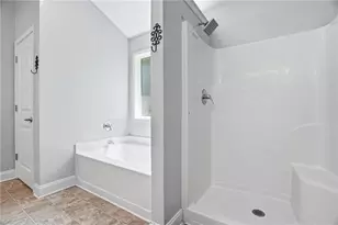 4122 Creekrun Cir, Buford, GA 30519 - Photo 28