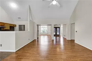 6827 Hill Creek Cove, Lithonia, GA 30058 - Photo 12