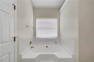 6827 Hill Creek Cove, Lithonia, GA 30058 - Photo 26