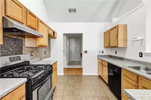 6827 Hill Creek Cove, Lithonia, GA 30058 - Photo 16