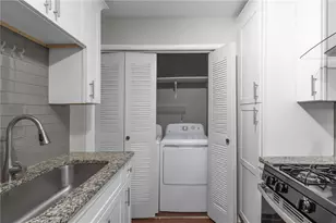 603 Summit N Dr NE, Atlanta, GA 30324 - Photo 22