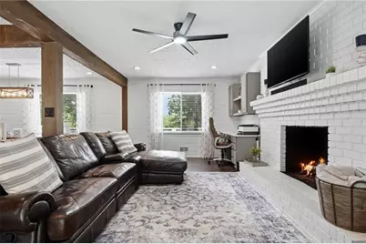 1112 Washington Court, Woodstock, GA 30188 - Photo 14