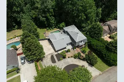 212 Kings Row, Marietta, GA 30067 - Photo 8