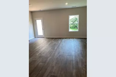 8339 Columbia Court, Palmetto, GA 30268 - Photo 2