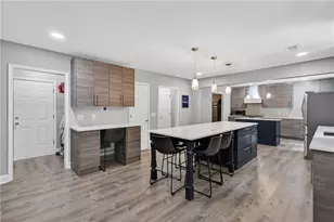 3827 Lance Bluff Ct, Duluth, GA 30097 - Photo 10